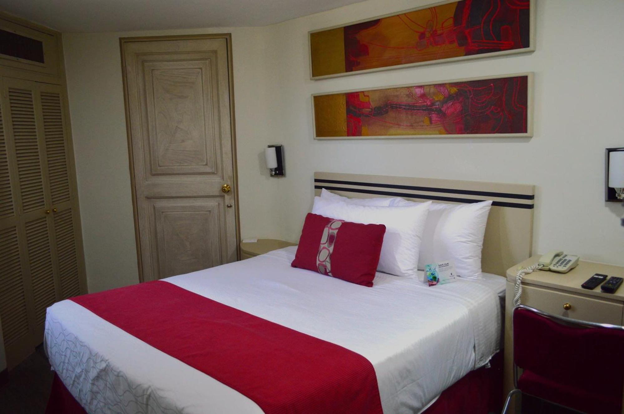 Hotel Century Reforma 4*